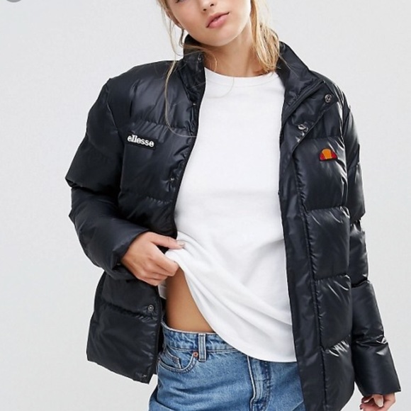 ellesse jacket girl